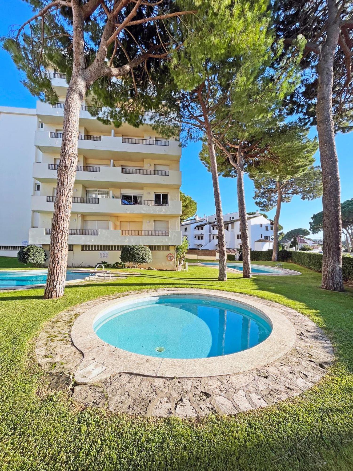 Apartamento En La Escala Con Piscina Y Parking L' Escala Kültér fotó