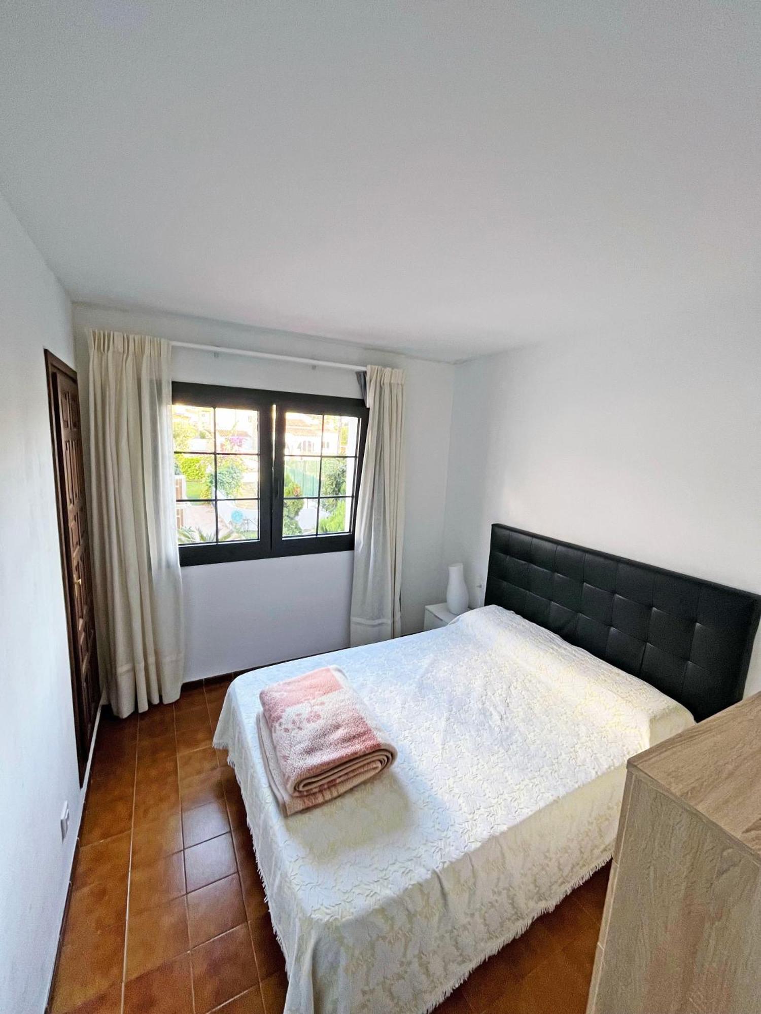 Apartamento En La Escala Con Piscina Y Parking L' Escala Kültér fotó
